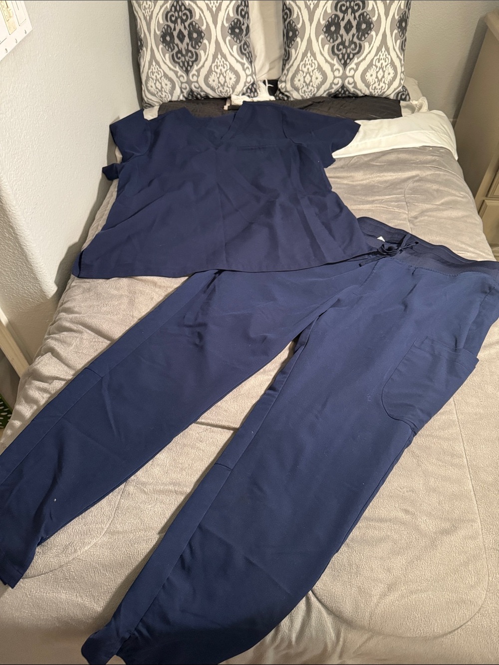 Mandala Women's Navy Utility Jogger Scrub Pants - Classic Comfort 2XL